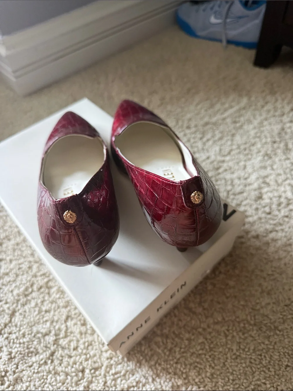 Anne Klein Burgundy Croc-Embossed Pointed Toe Flats